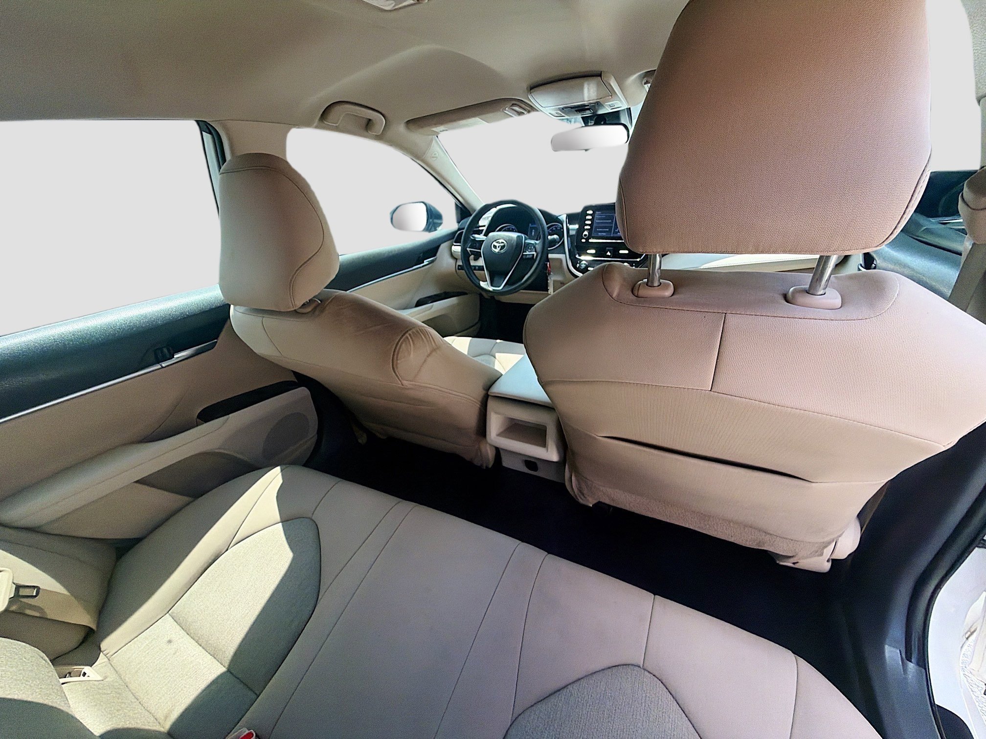 Used 2023 Ice Cap Toyota LE image 27