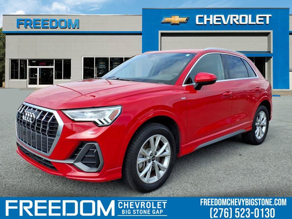 2025 Audi Q3 S Line Premium