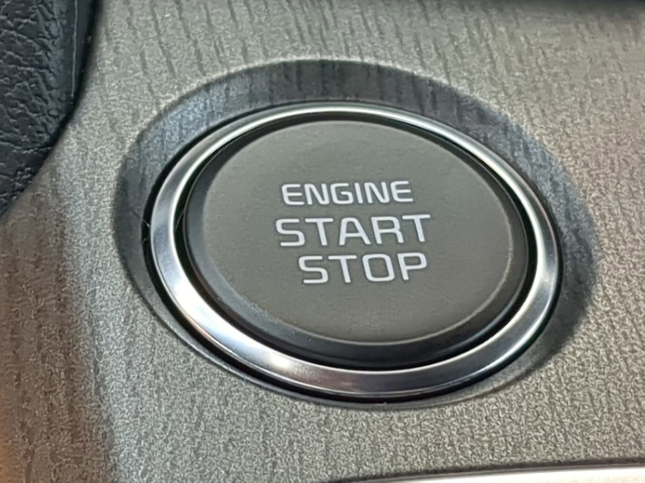 New 2026 Wolf Gray/Black Roof Kia X-Pro Prestige image 29