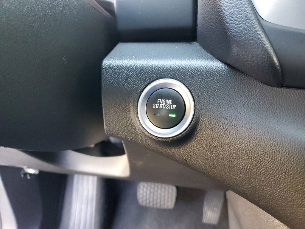 Used 2024 Silver GMC SLE image 26