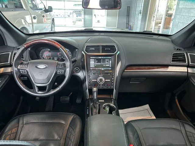 2016 Ford Explorer Platinum - Photo 26
