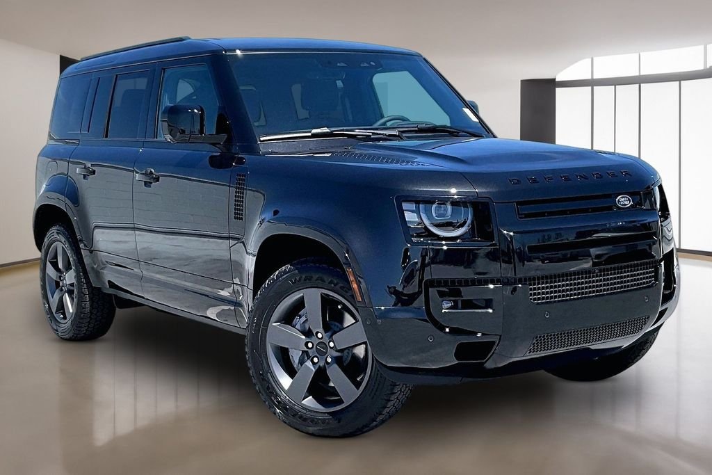 New 2026 SANTORINI BLACK Land Rover X-Dynamic SE image 2