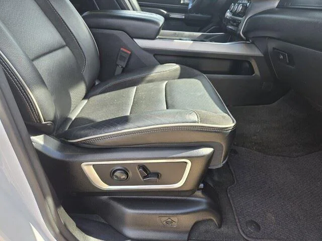 Used 2024 Bright White Clearcoat Ram Laramie image 31