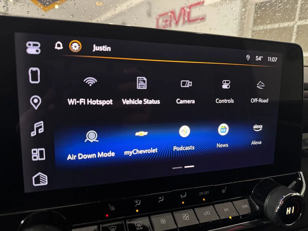 2023 Chevrolet Colorado Z71 - Photo 19