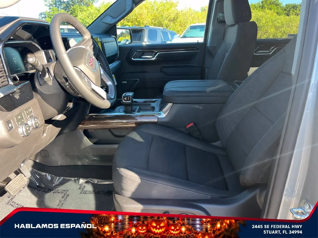 New 2026 Sterling Metallic GMC Elevation image 9