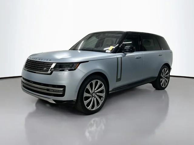 2023 Land Rover Range Rover SE