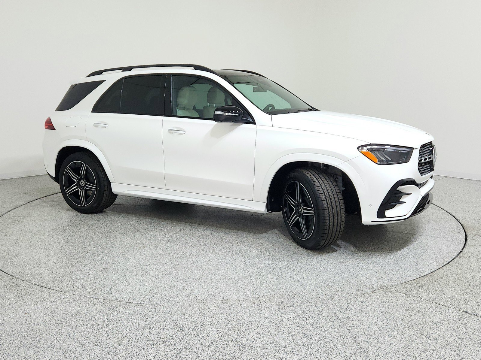 New 2026 Polar White Mercedes-Benz GLE 350 SUV image 27