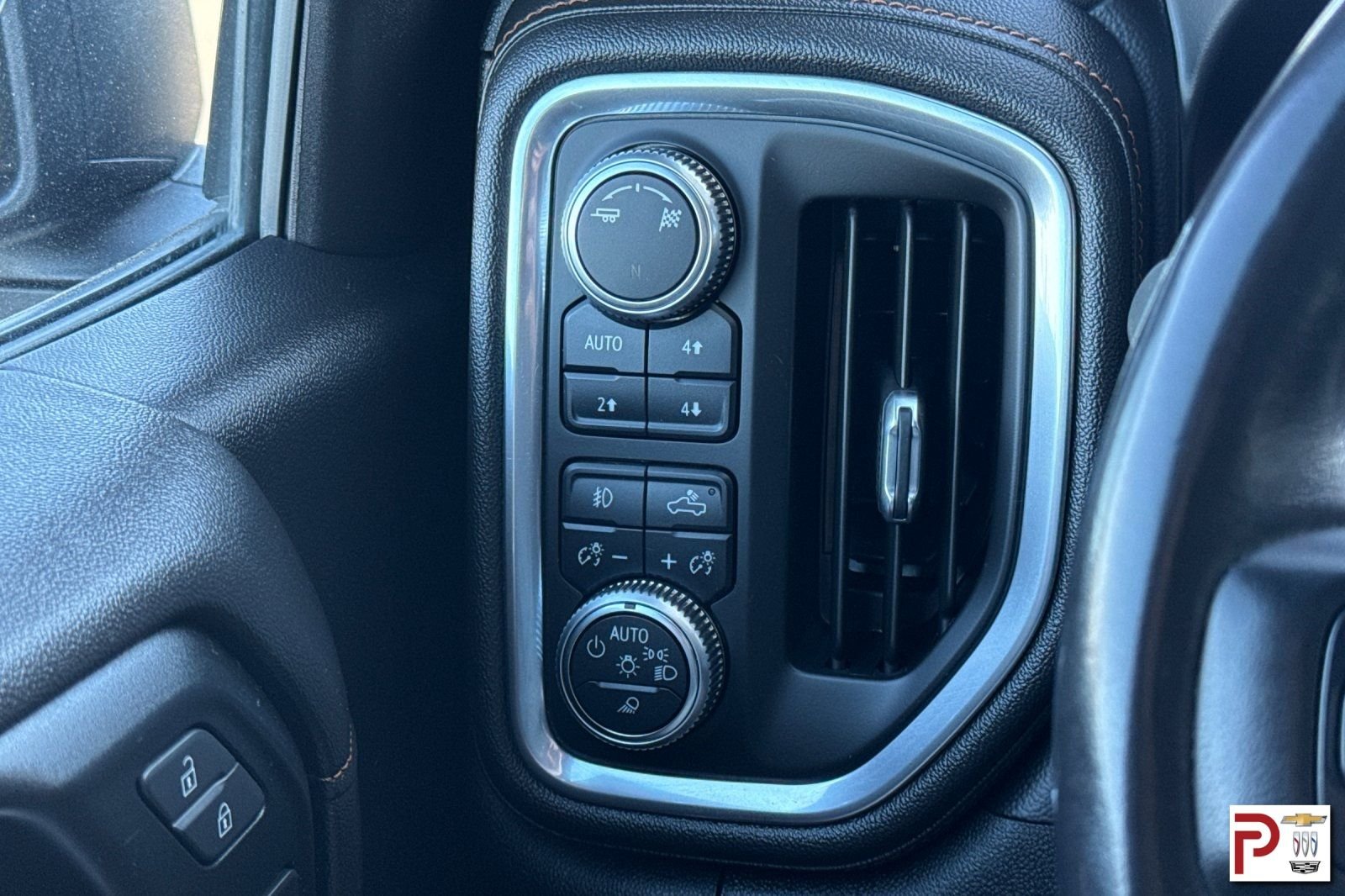 Used 2019 Gray GMC AT4 image 31