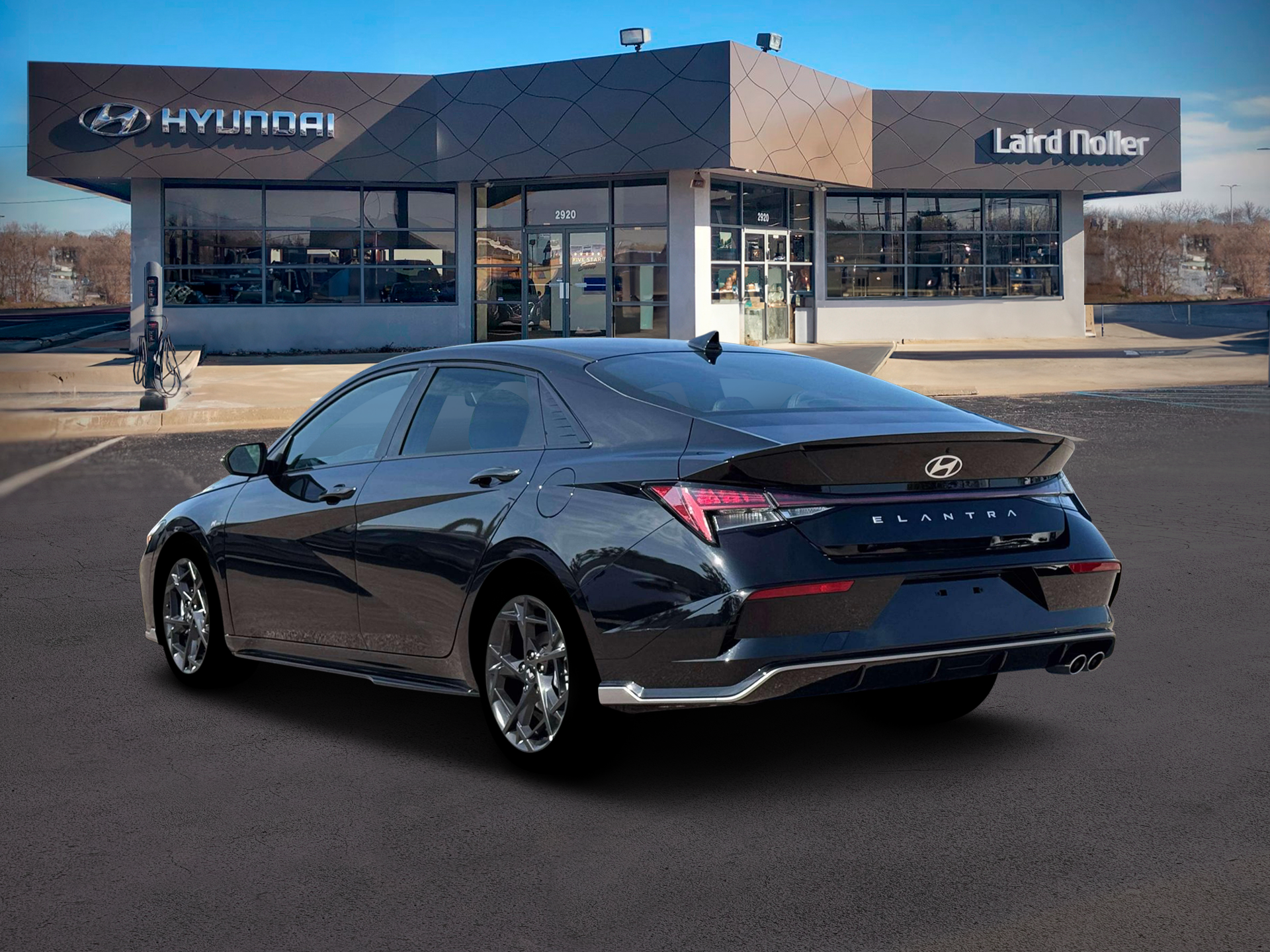 View vehicle photo 4