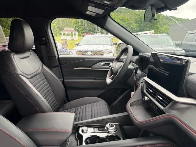 New 2026 Space White Metallic Ford ST-Line image 44