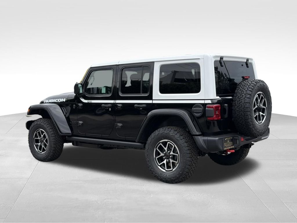 New 2026 Black Clear-Coat Exterior Paint Jeep Rubicon image 11