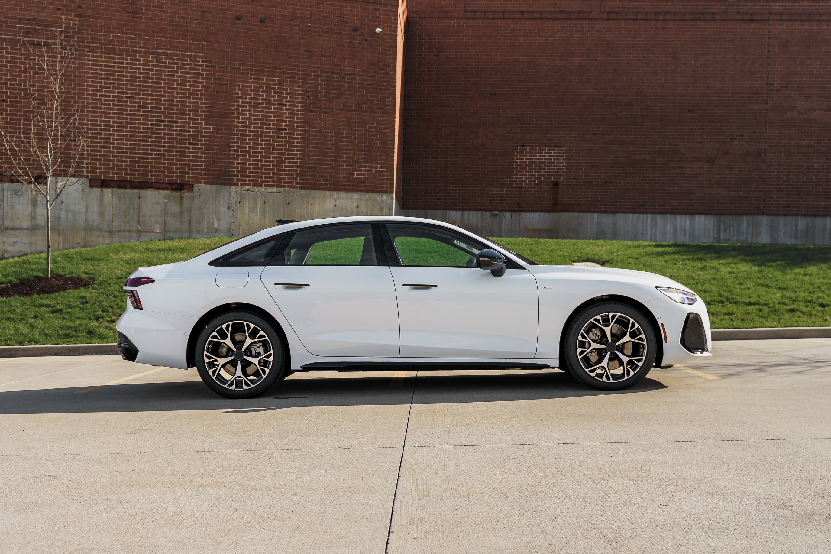 New 2026 Glacier White Metallic Audi Premium Plus image 3