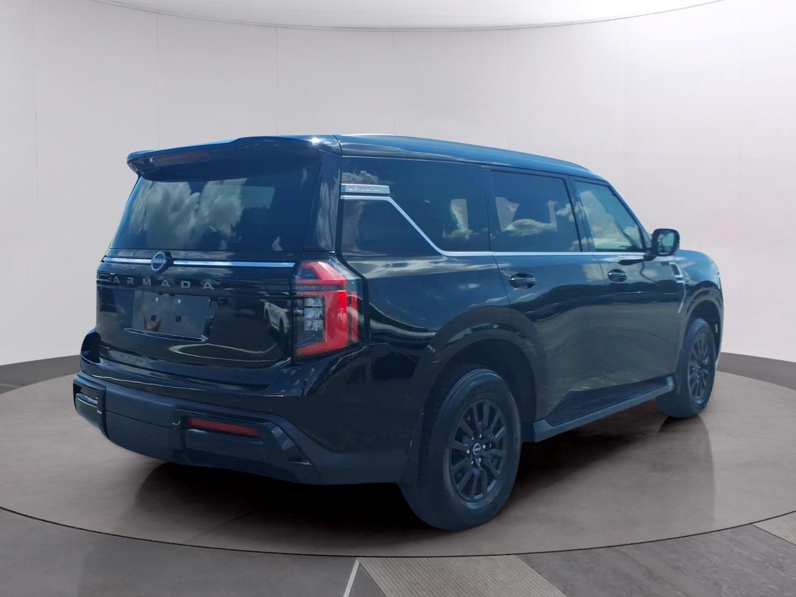 Used 2025 Super Black Nissan SV image 5