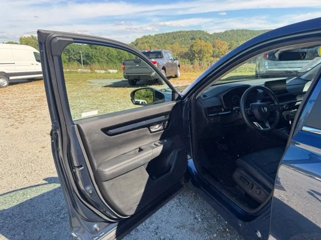 Used 2024 Blue Honda EX-L image 12