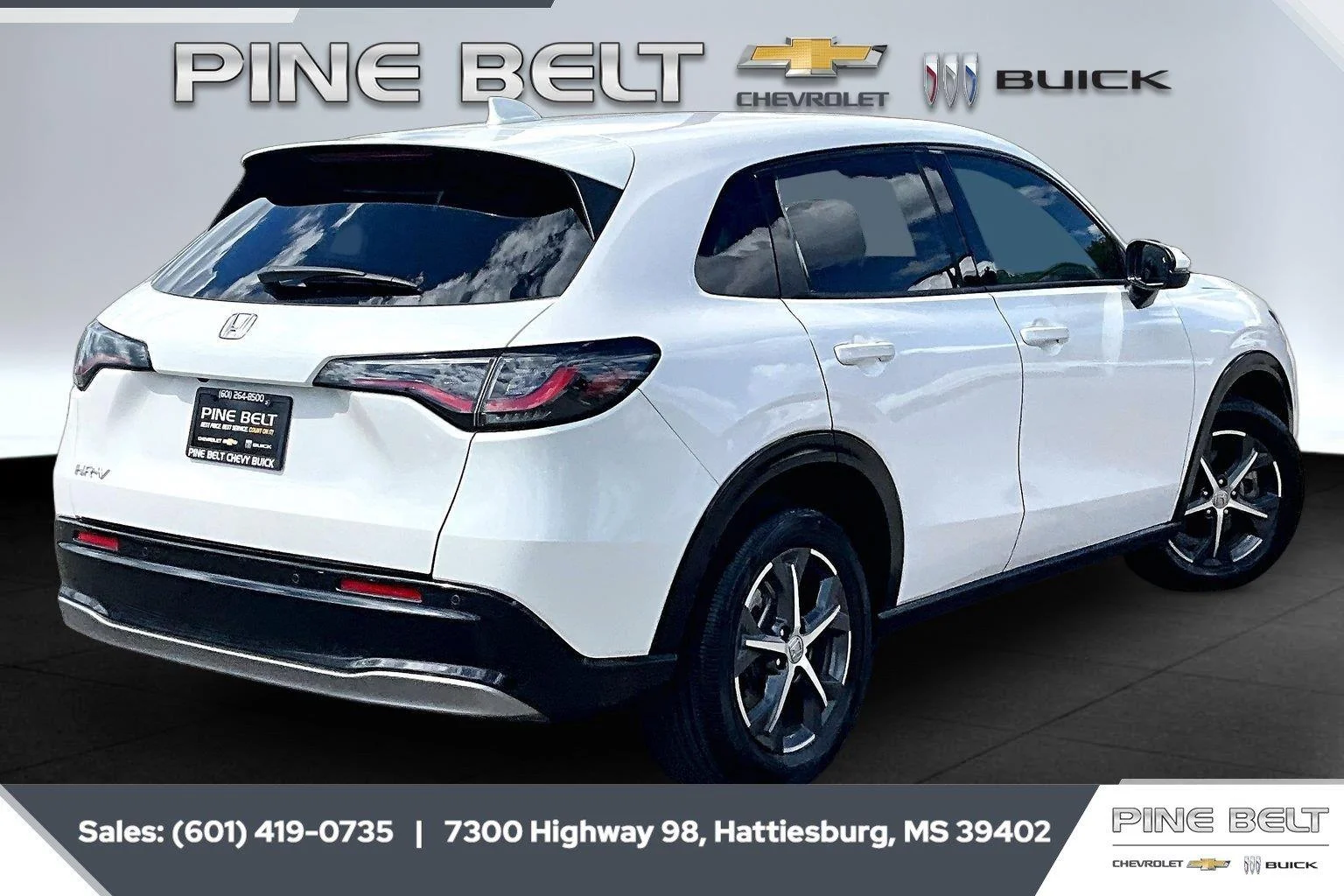 Used 2024 Platinum White Pearl Honda EX-L image 11