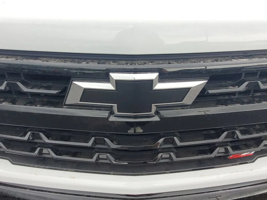 New 2026 Summit White Chevrolet LT Trail Boss image 37