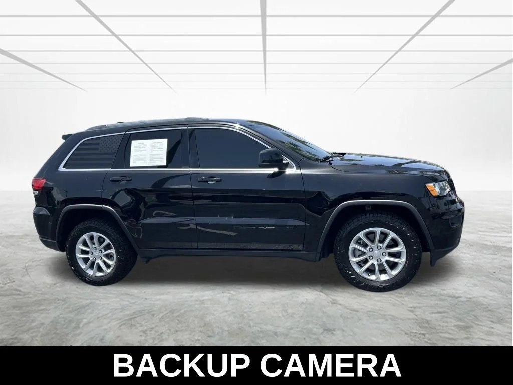 Used 2021 Black Jeep Laredo E image 4