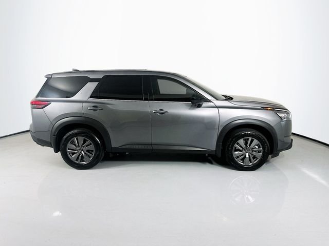 Used 2025 Gray Nissan S image 10