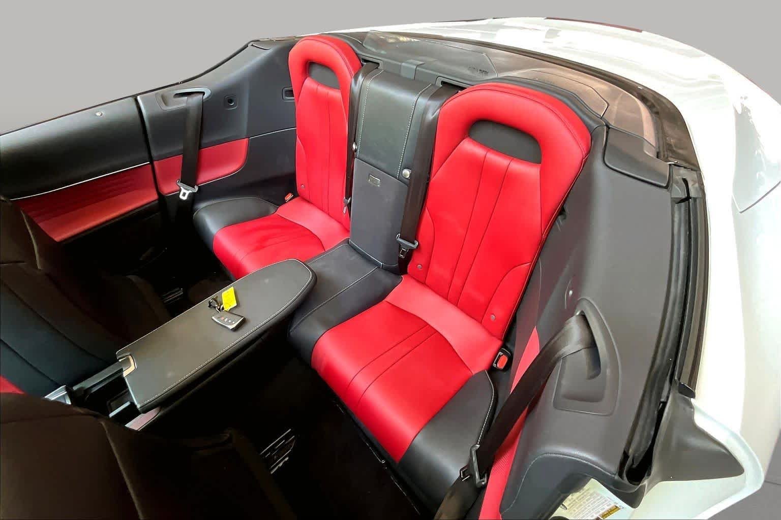 Used 2021 Ultra White Lexus  image 18