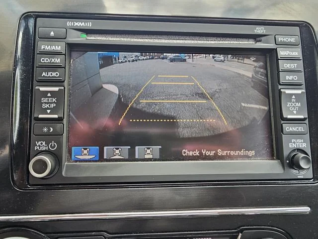 Used 2013  Honda Hybrid image 30