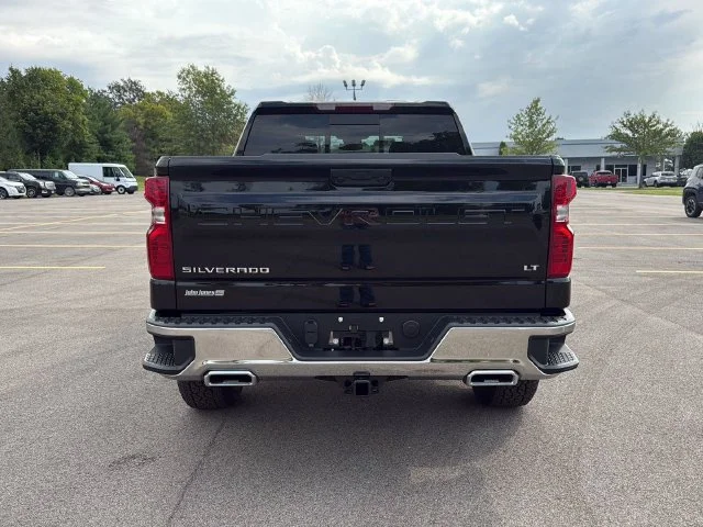 New 2026 Black Chevrolet LT image 21