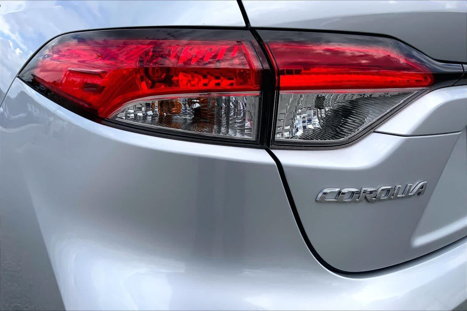 Used 2026 Classic Silver Metallic Toyota Hybrid SE image 28