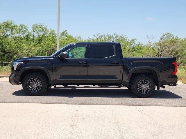 Used 2024 Midnight Black Toyota SR5 (A10) 4x2 CrewMax 5.5 ft. box 145.7 in. WB image 4