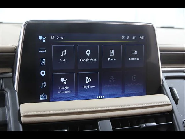2024 Chevrolet Suburban Premier - Photo 11