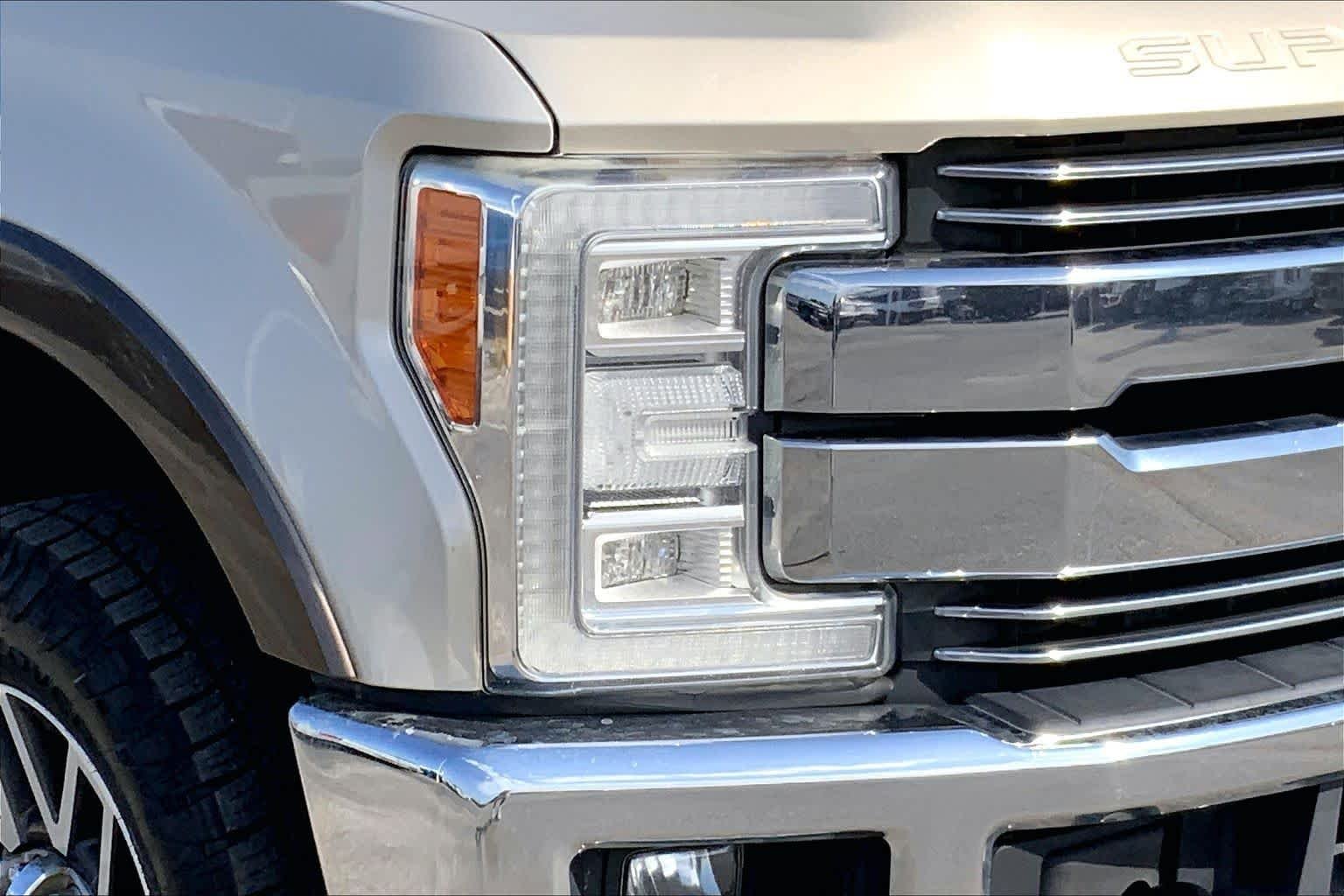 Used 2017 White Gold Ford Lariat image 24
