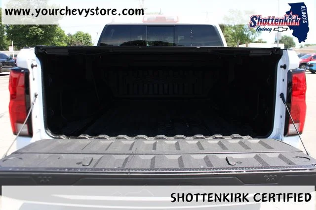 Used 2024 White Chevrolet ZR2 image 7