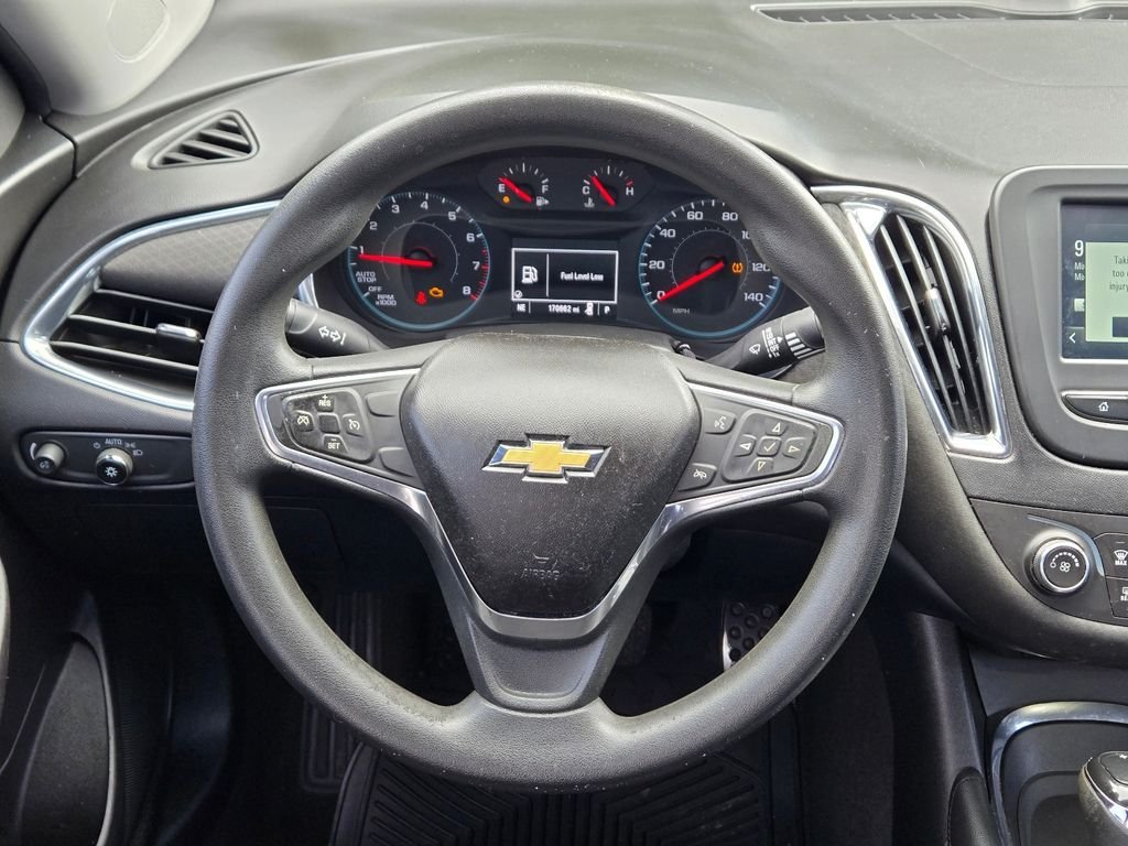 Used 2018 Silver Chevrolet LT image 20