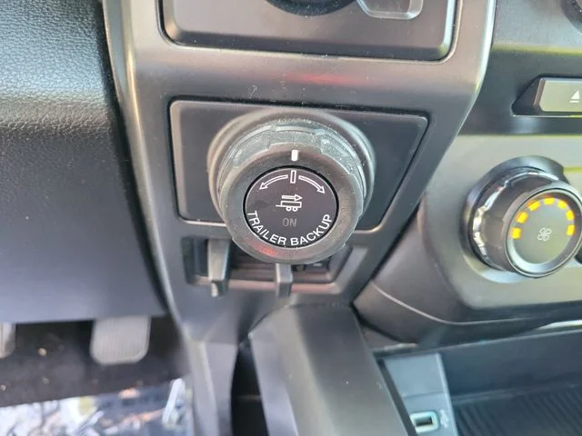 Used 2018 Black Ford XLT image 32