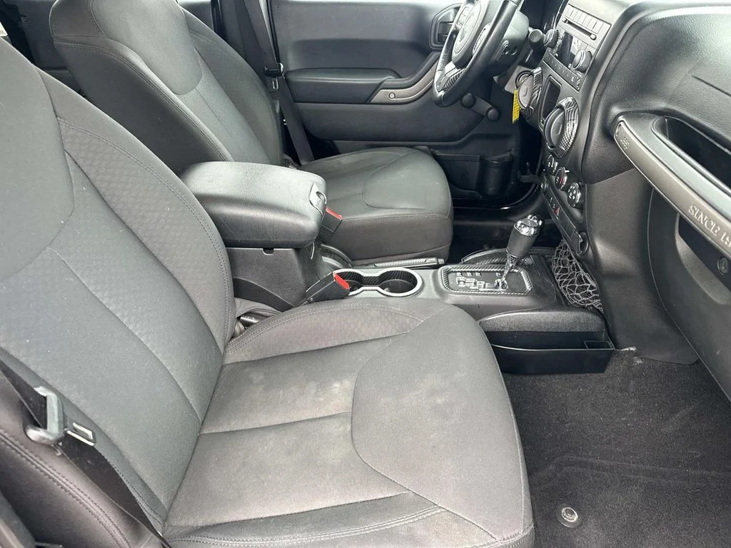 Used 2016 Black Jeep Unlimited Sport image 12
