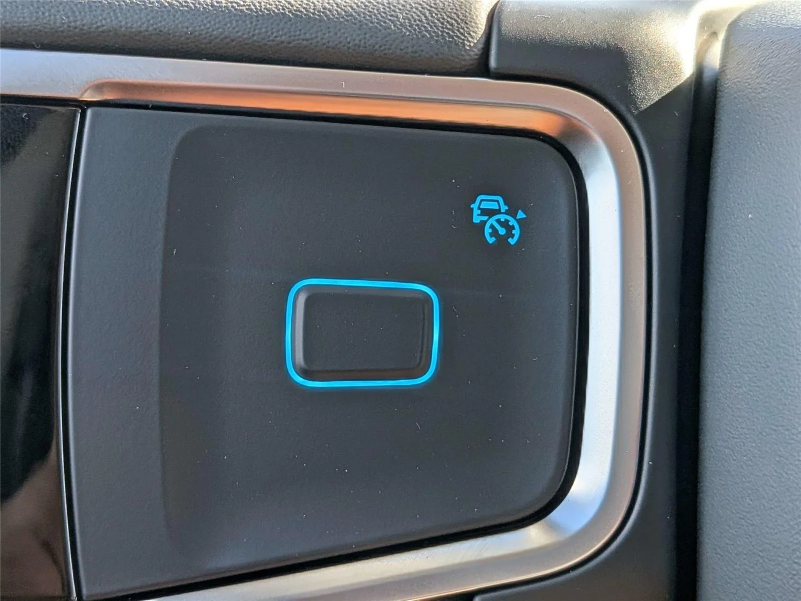 New 2026 Agate Black Metallic Ford Active image 26