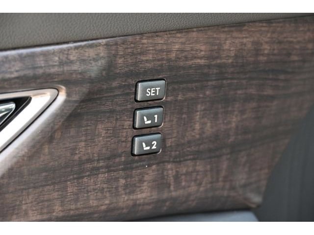 New 2026 Gray Subaru Touring 7-Passenger image 59