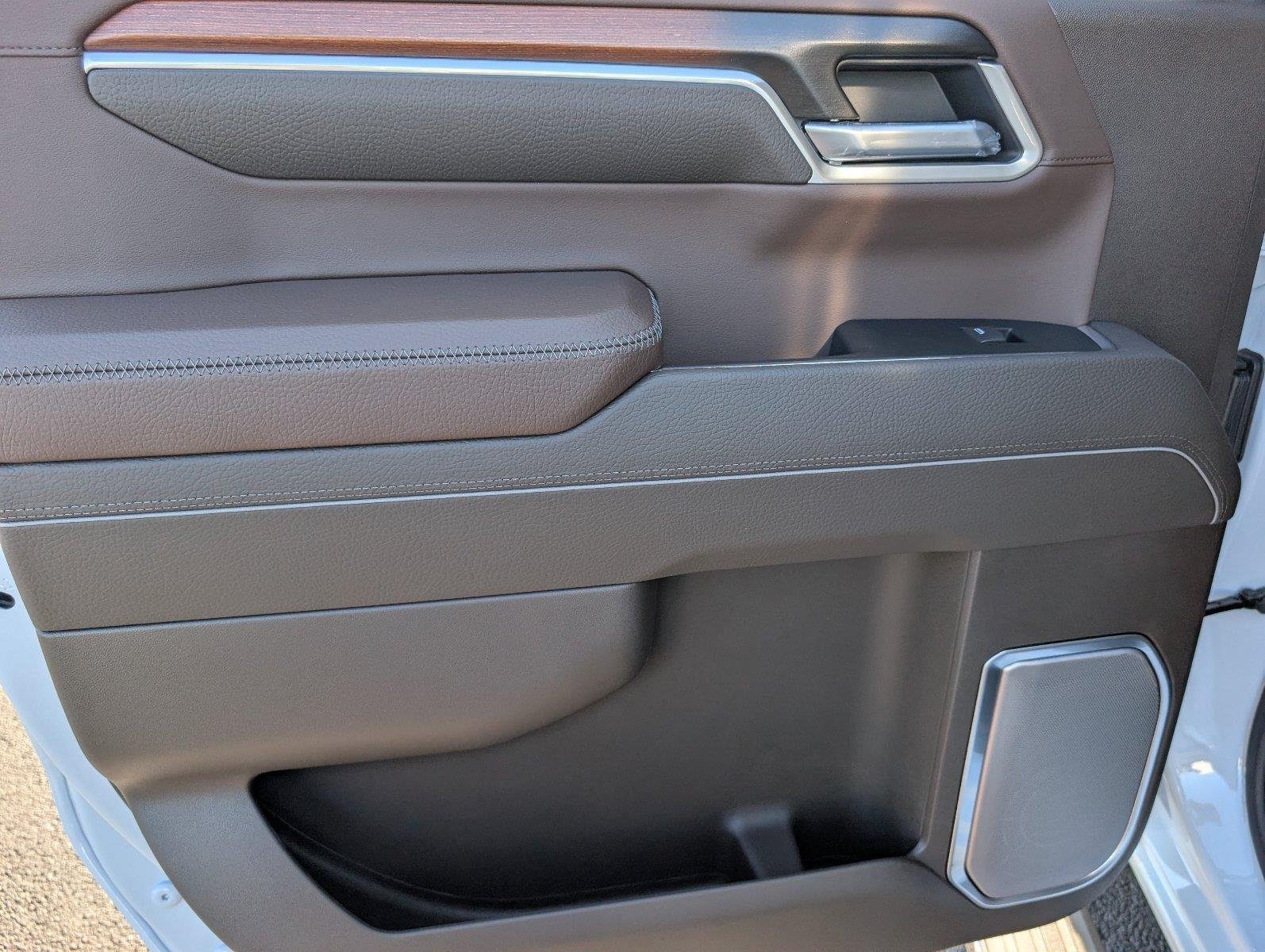 New 2026 Glacier White Tricoat GMC Denali image 38