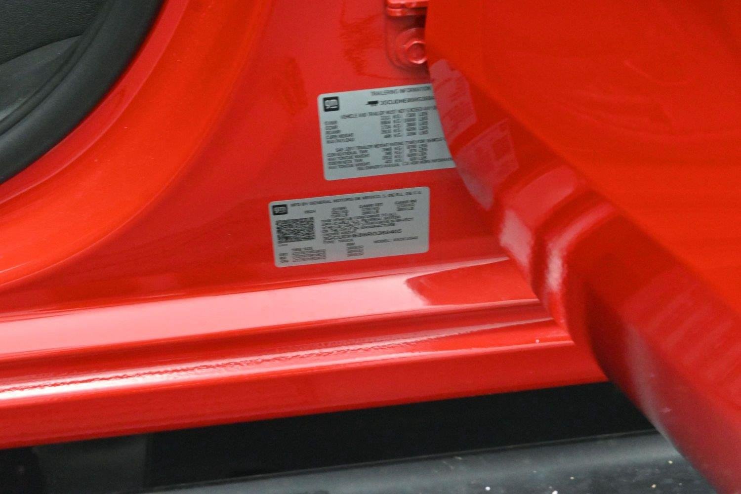 Used 2024 Red Hot Chevrolet ZR2 image 39