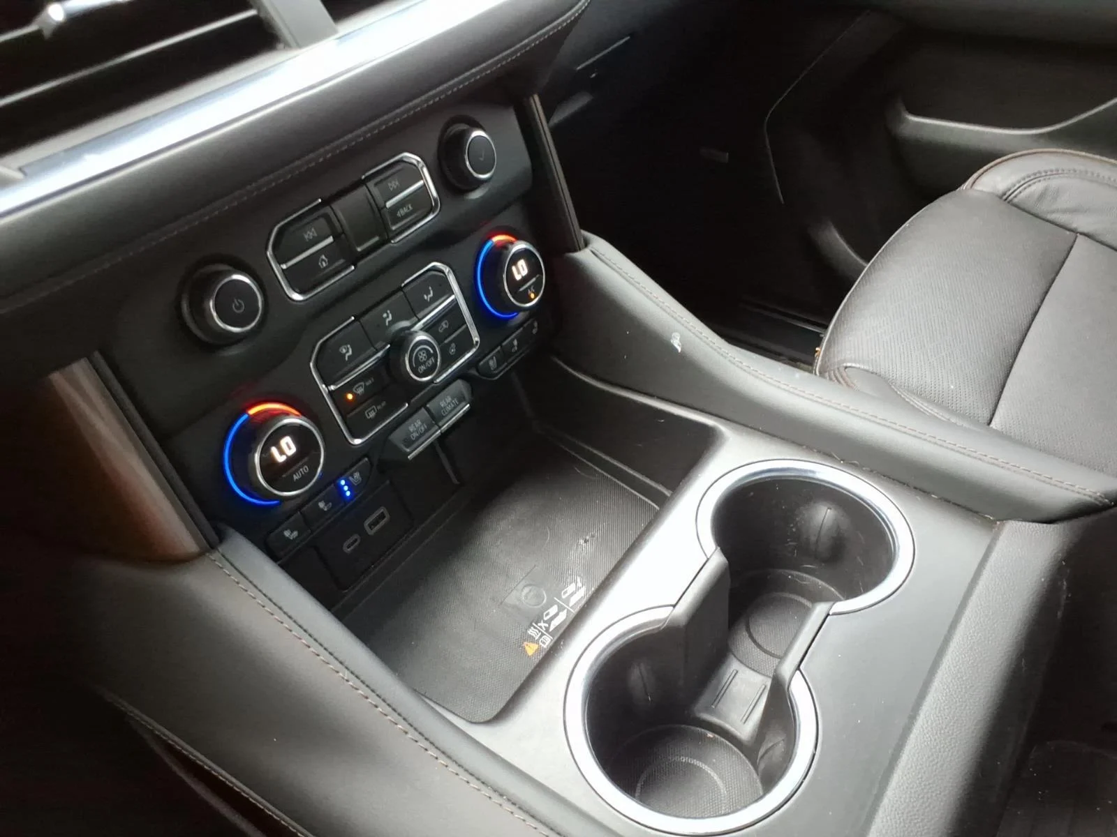 Used 2024 Midnight Blue Metallic Chevrolet High Country image 20