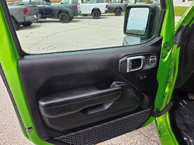Certified Used 2018 Mojito! Clearcoat Jeep Sport S image 19