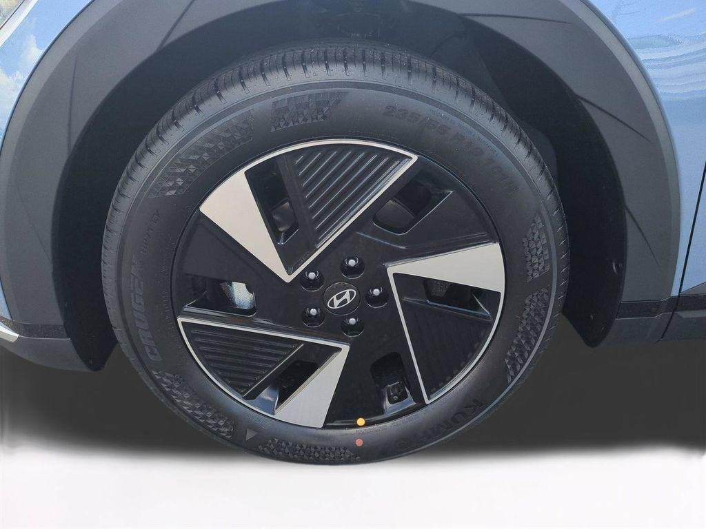 New 2027 Blue Hyundai SE image 11