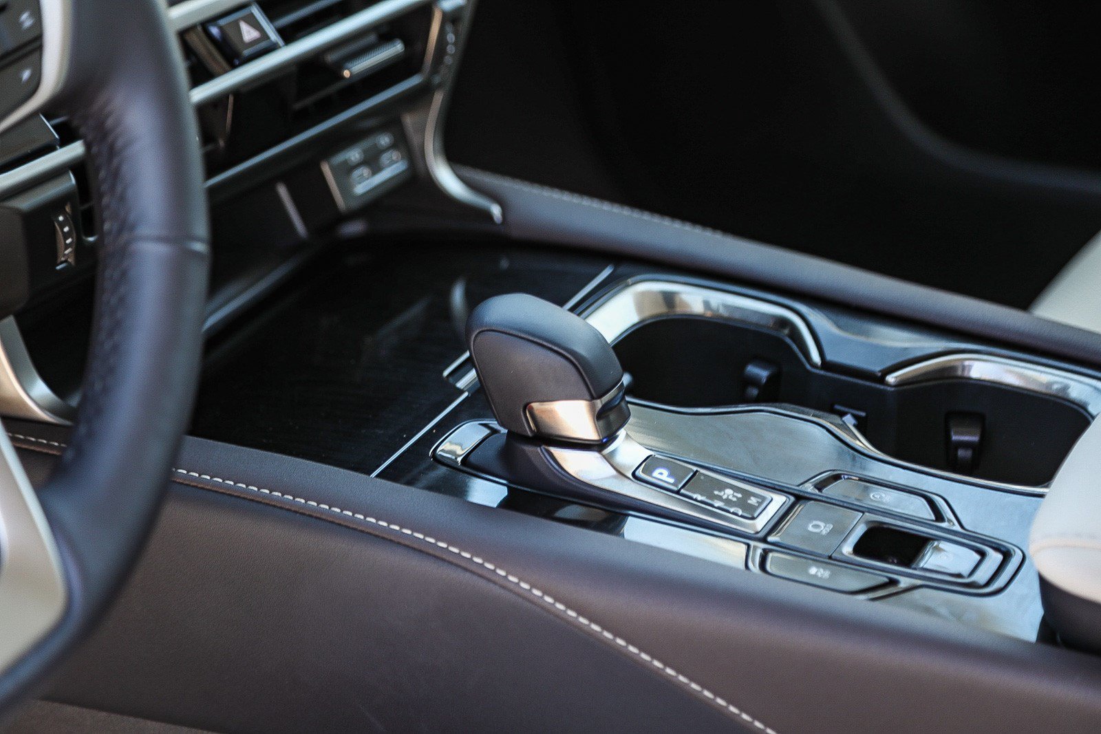 Used 2024 Matador Red Mica Lexus 350 image 19