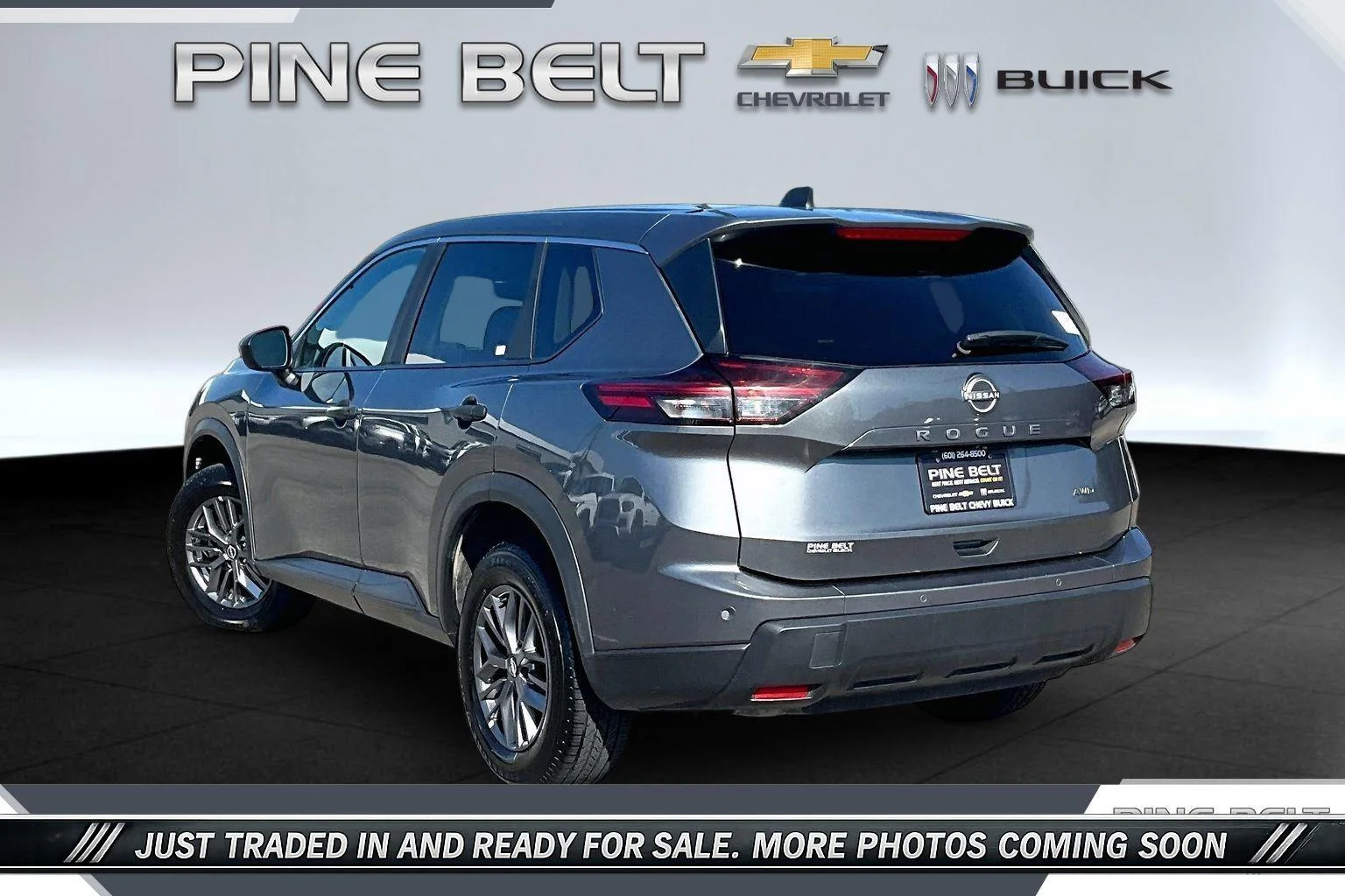 Used 2024 Gray Nissan S image 2