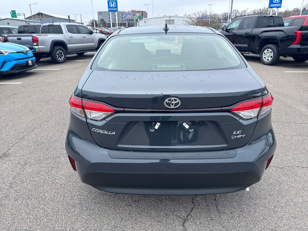 2026 Toyota Corolla LE - Photo 6