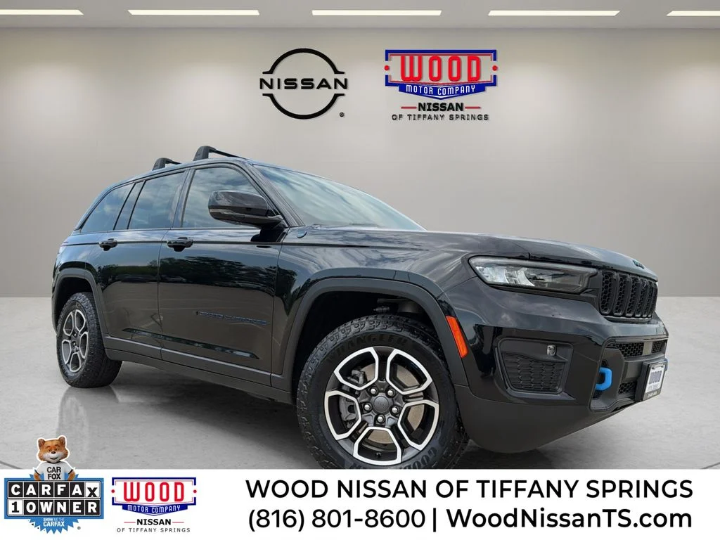 Used 2022 Diamond Black Crystal Pearlcoat Jeep Trailhawk 4xe image 1