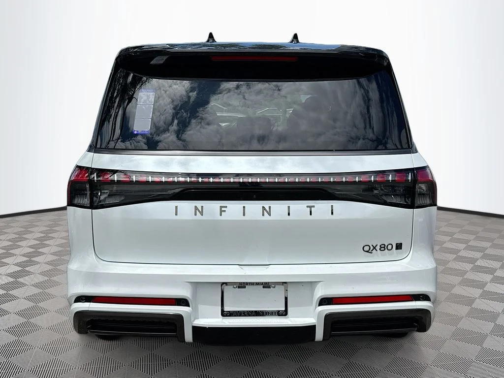 New 2026 2T RADIANT WHIT INFINITI Autograph 4WD image 6