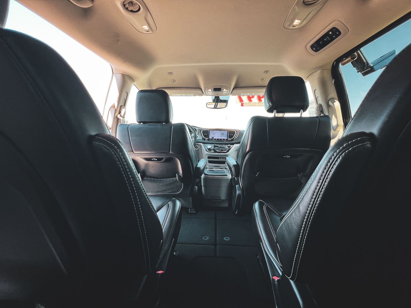 Used 2023 Black Chrysler Touring L image 18