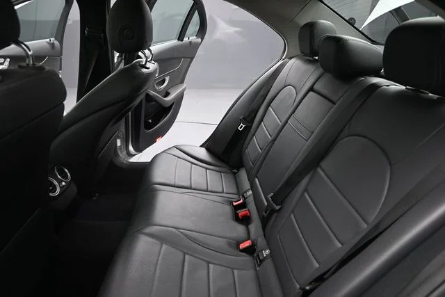 Used 2020  Mercedes-Benz C 300 image 19