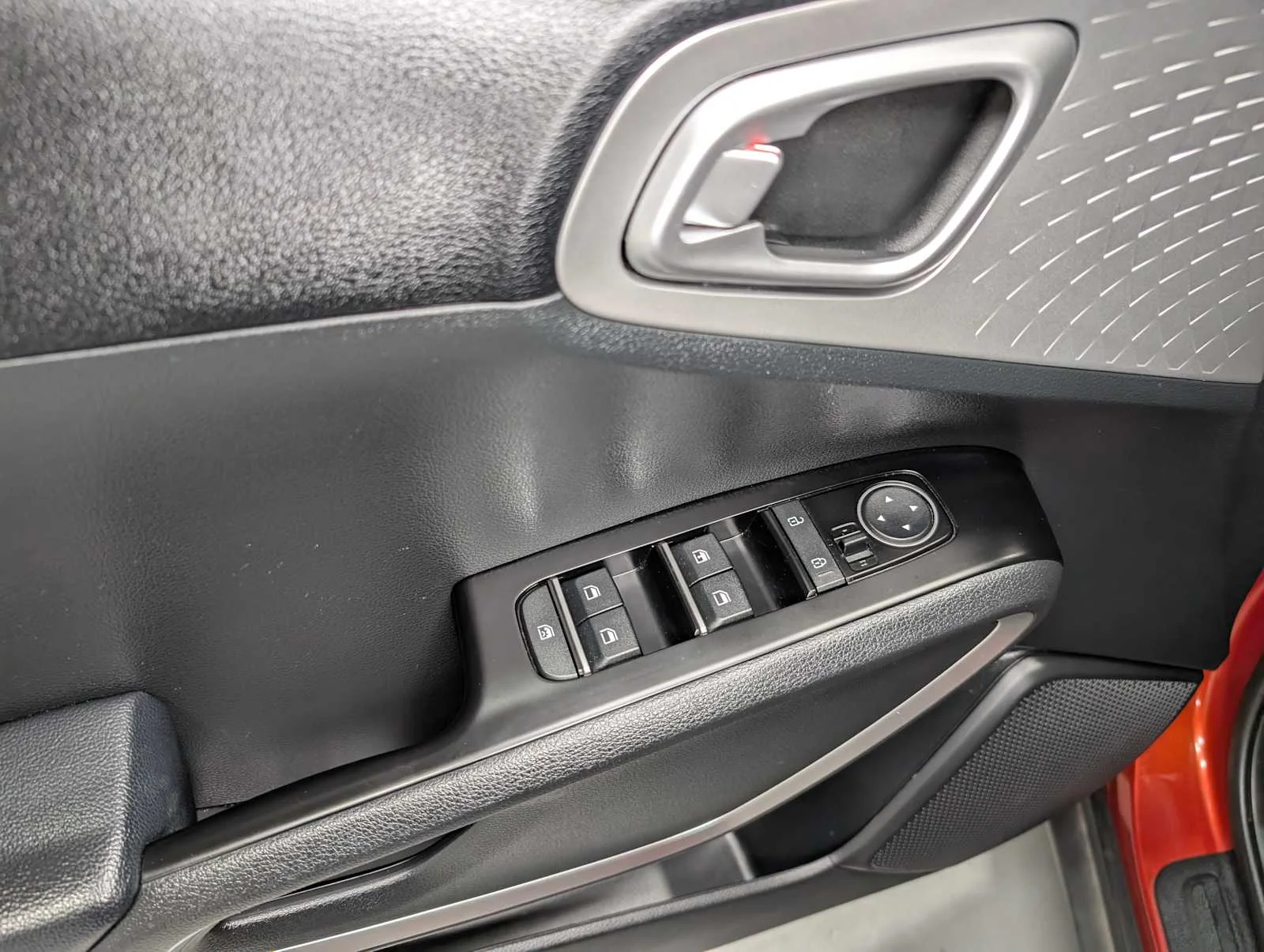 Used 2023 Mars Orange Kia LX image 34