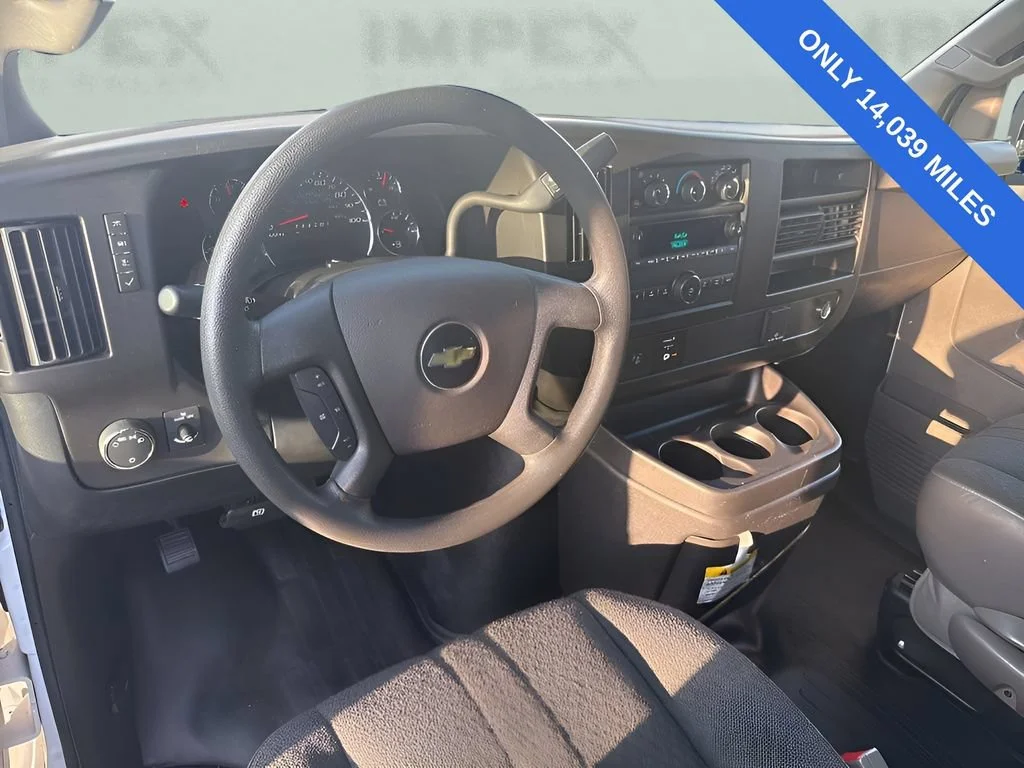 Used 2023 Summit White Chevrolet WT image 14