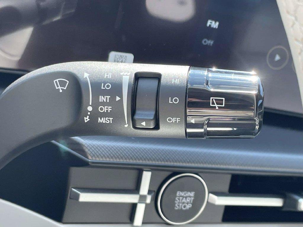 New 2027 Gray Hyundai SEL AWD image 25